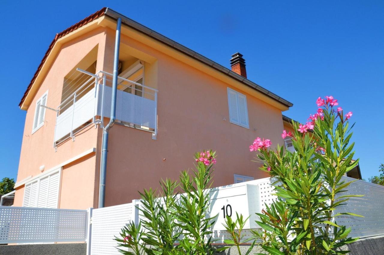 Apartment Klara Krk Town Zewnętrze zdjęcie