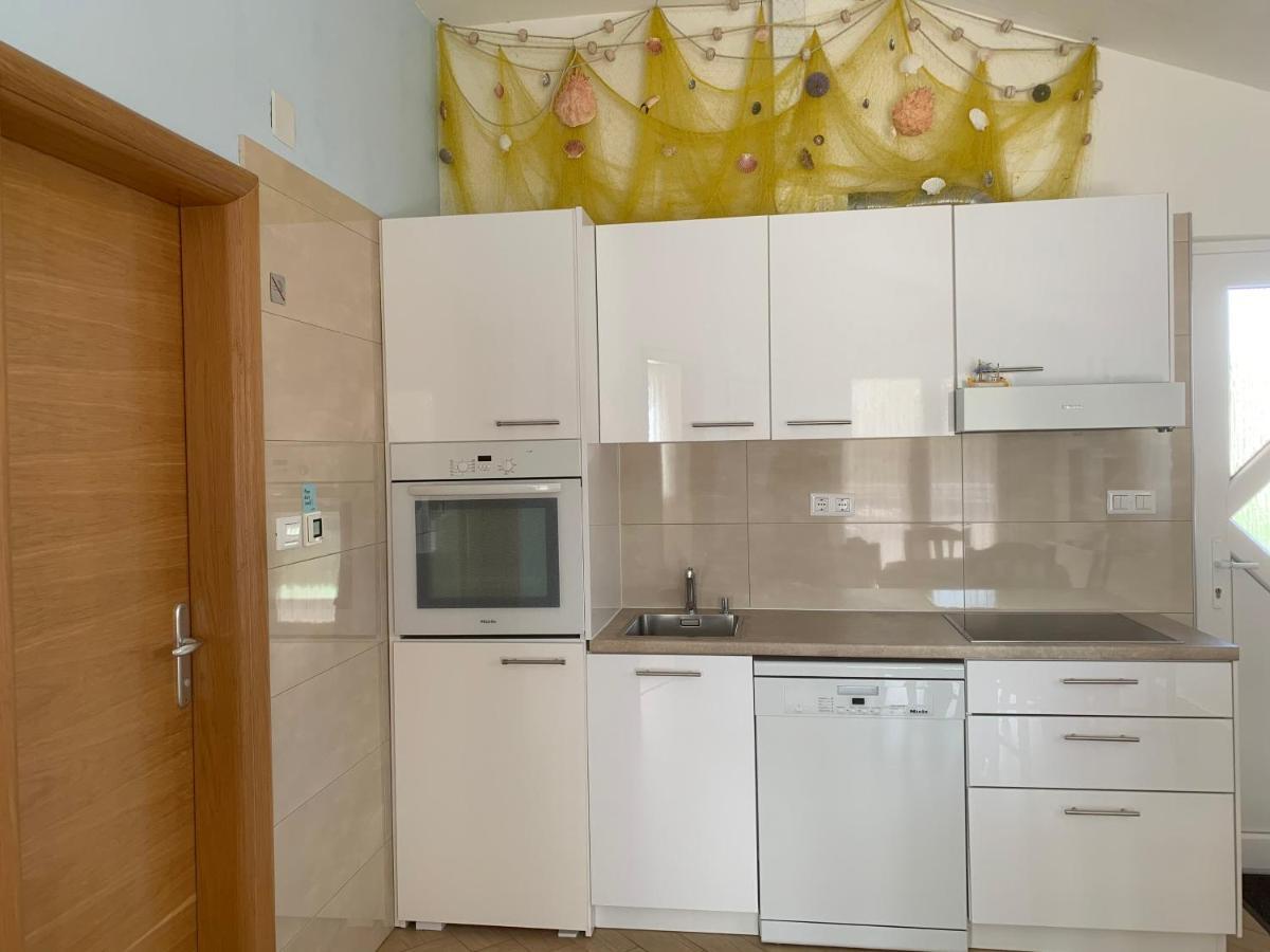 Apartment Klara Krk Town Zewnętrze zdjęcie