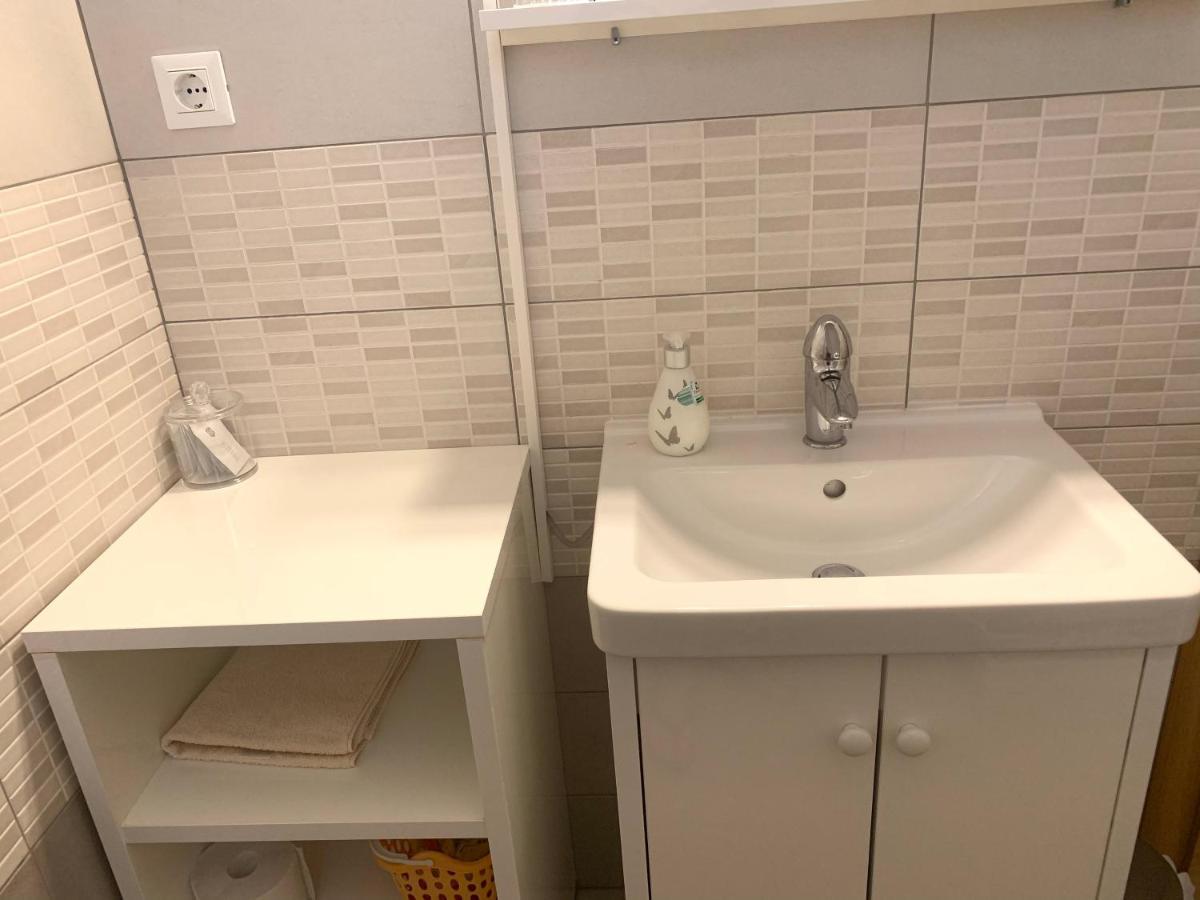 Apartment Klara Krk Town Zewnętrze zdjęcie