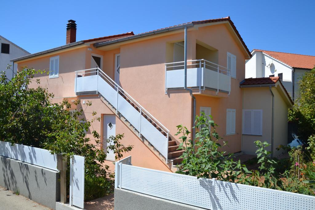 Apartment Klara Krk Town Zewnętrze zdjęcie